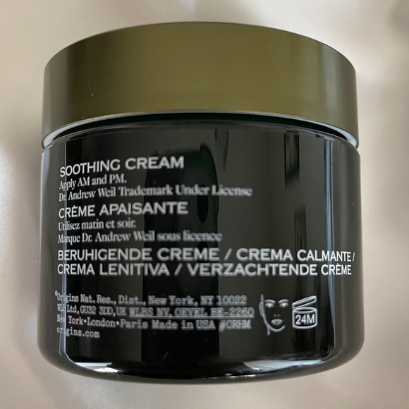 Origins, Mega Mushroom Relief and Resilience Soothing Cream - Picture 2 of 3